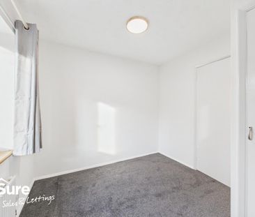 3 bedroom semi-detached house to rent - Photo 6