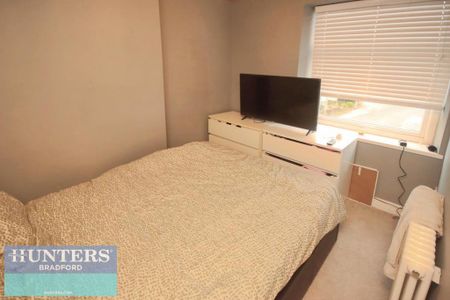 2 bedroom end of terrace house to rent - Photo 5