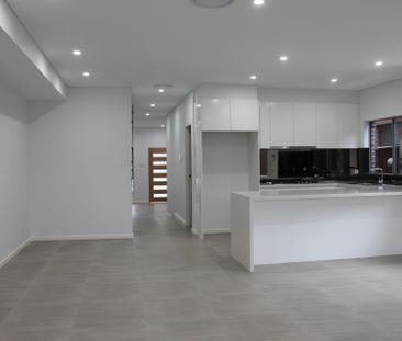 Quality Duplex - Photo 1