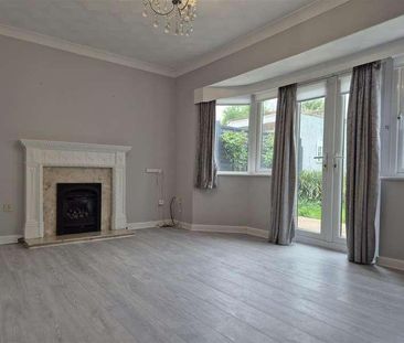 Mountview Road, Clacton-on-sea, CO15 - Photo 2