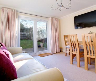 4 bedroom detached house to rent - Photo 1