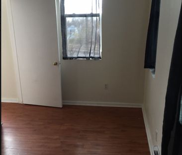 For Lease - 279 Drouillard Road Unit# 3, Windsor, Ontario - Photo 3