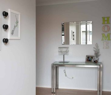 Beautiful home in Isobel - Photo 3