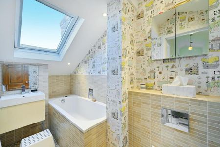 5 bedroom terraced house to rent - Photo 3