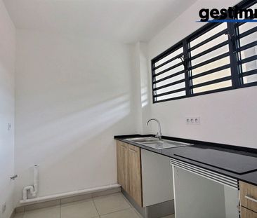 Location Appartement 2 pièces 47m² CAYENNE 97300 - Photo 1
