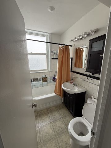 For Lease - 51 Queen Street East Street Unit# 2, Brampton, Ontario - Photo 3