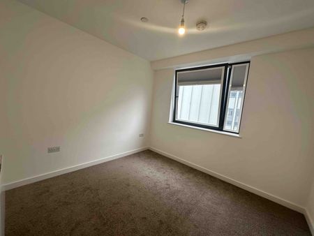 Baryta House, Southend On Sea, Essex, SS2 - Photo 4