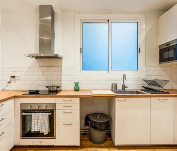 Room in a shared 6-bedroom apartment for rent in Sant Gervasi Galvany - Photo 6