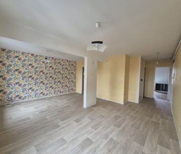 Location Appartement 2 pièces 60m² ST OMER 62500 - Photo 2