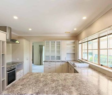 Albany, 3 bedrooms 10 Amherst Place, Albany, North Shore City - Photo 1