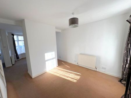 2 bedroom terraced house to rent - Photo 2