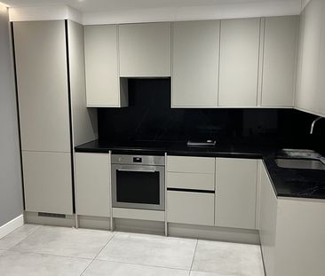 2 Bed Flat, Springbrook Court, NW9 - Photo 6