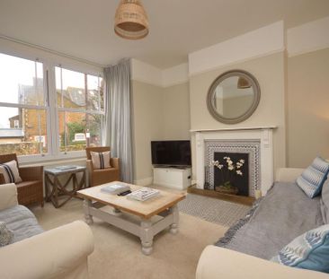5 bedroom semi-detached house to rent - Photo 5