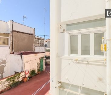 barcelona, Catalonia 08027 - Photo 2