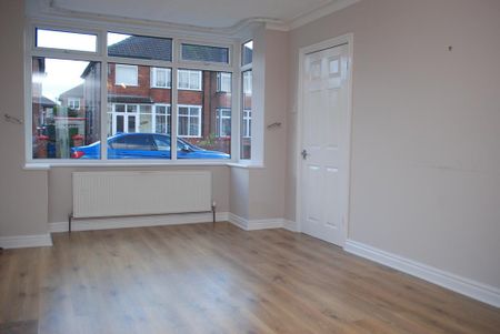 3 bedroom semi-detached house to rent - Photo 4