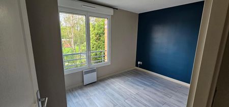 Location Appartement 2 pièces 45m² SIN LE NOBLE 59450 - Photo 5