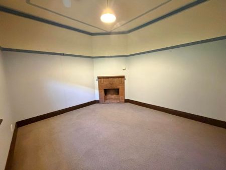 C21 Central West 6862 1265 - Photo 3