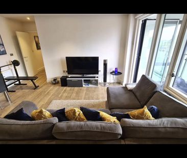 2 Bed Flat, Station Road, N11 - Photo 1