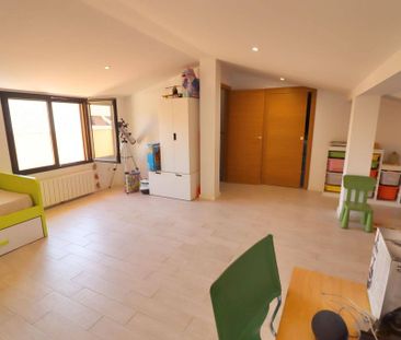 Luxury 4 room Detached House for rent in Paterna, Valencia - Photo 2