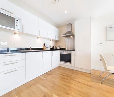 1 bedroom flat to rent - Photo 4