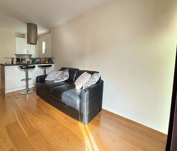 1 bedroom ground floor flat to rent - Photo 1
