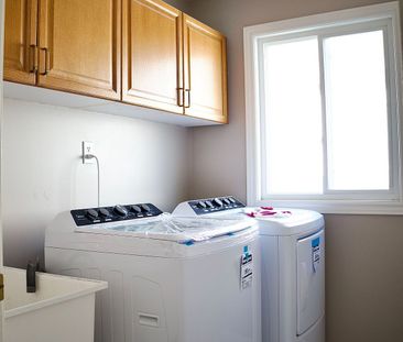 For Lease - 45 Shenandoah Drive Unit# Main, Whitby, Ontario - Photo 5