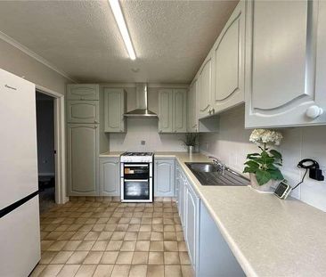 Mayfield, Rowledge, Farnham, Surrey, GU10 - Photo 3