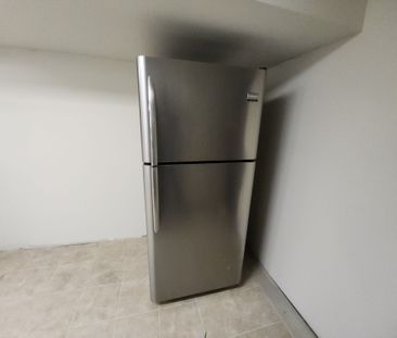 For Lease - 304 Orsi Avenue, Bradford West Gwillimbury, Ontario - Photo 1