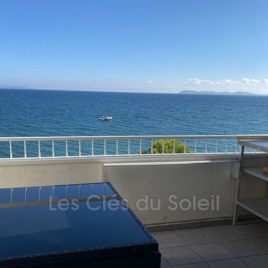 Location appartement 3 pièces 45 m² Hyères - Photo 1