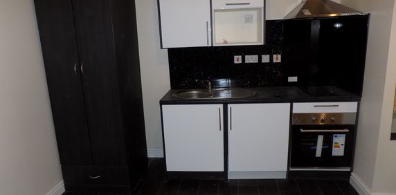 Ffordd Y Ffynnon, Bangor, Gwynedd, LL57 - Photo 2