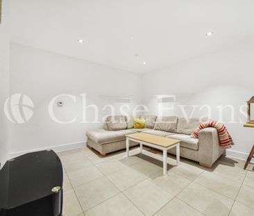 3 bedroom apartment to rent - Photo 2