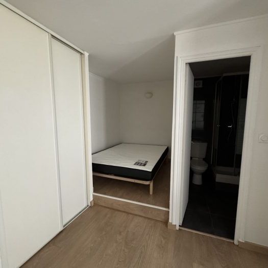 Beau T1 Bis Meublé - Centre ancien - Photo 1