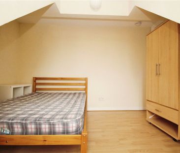 Leigham Vale, London, SW16 2JG - Photo 2