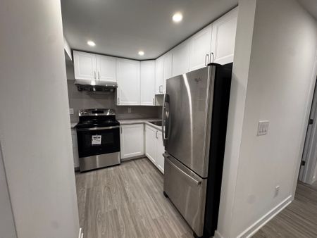 For Lease - 17 Cornwallis Drive Unit# Unit 2 - Front Lower, Toronto, Ontario - Photo 2