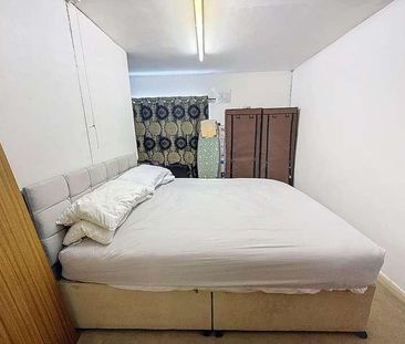 Pinfold Avenue, Stoke-on-trent, ST6 - Photo 4