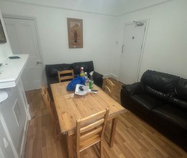 Room in a Shared Flat, Thornhill Road, B21 - Photo 2