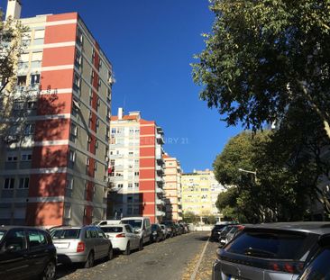 Apartamento T2 para Arrendamento em Benfica - Photo 3