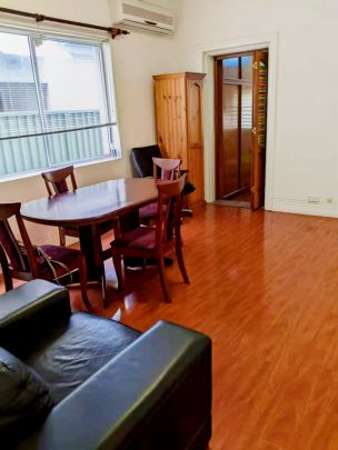 5 bed 3 bath - Photo 1