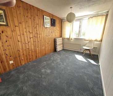 Mulberry Close, Cambridge, CB4 - Photo 1