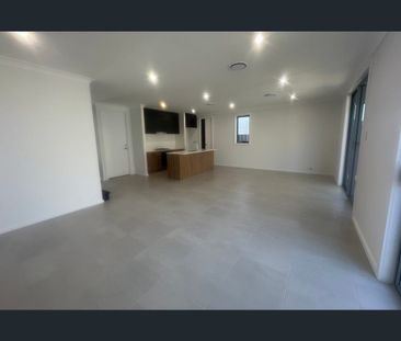 6 Trader Street, North Rothbury, NSW 2335 - Photo 4