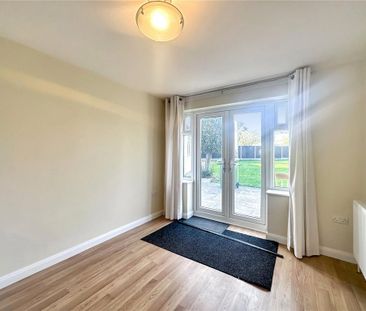 4 bedroom semi-detached house to rent - Photo 1