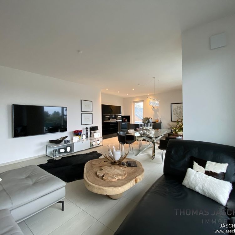 Penthouse – Umlaufende Terrasse – geringe Nebenkosten – zwei Stellplätze - Photo 1