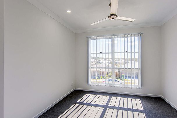 Low Maintenance & Modern Family Home - Photo 1