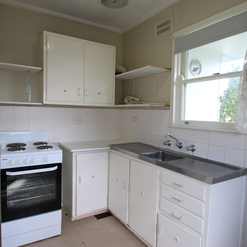 Affordable Bedsitter - Photo 1