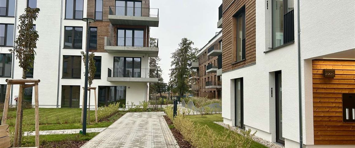 Moderne 2-Zi.-Wohnung mit großer Dachterrasse in schönem Neubauquartier direkt an der Dahme - Photo 1