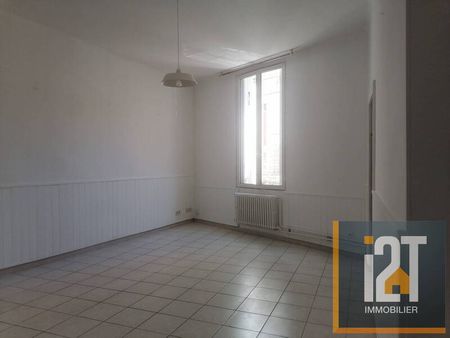 Appartement à louer - Nîmes 2 pièces de 53.1 m² - Photo 2