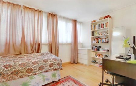 Clement Close, Brondesbury Park - Photo 2