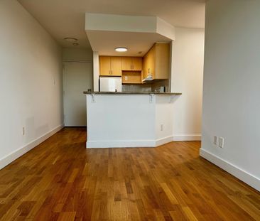 798 Richmond Street West - Photo 6