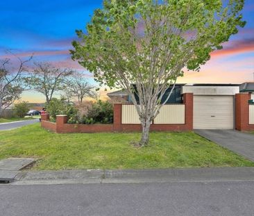 36 Bradman Drive, Meadow Heights - Photo 5