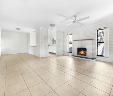 Desirable Family Home - Photo 4